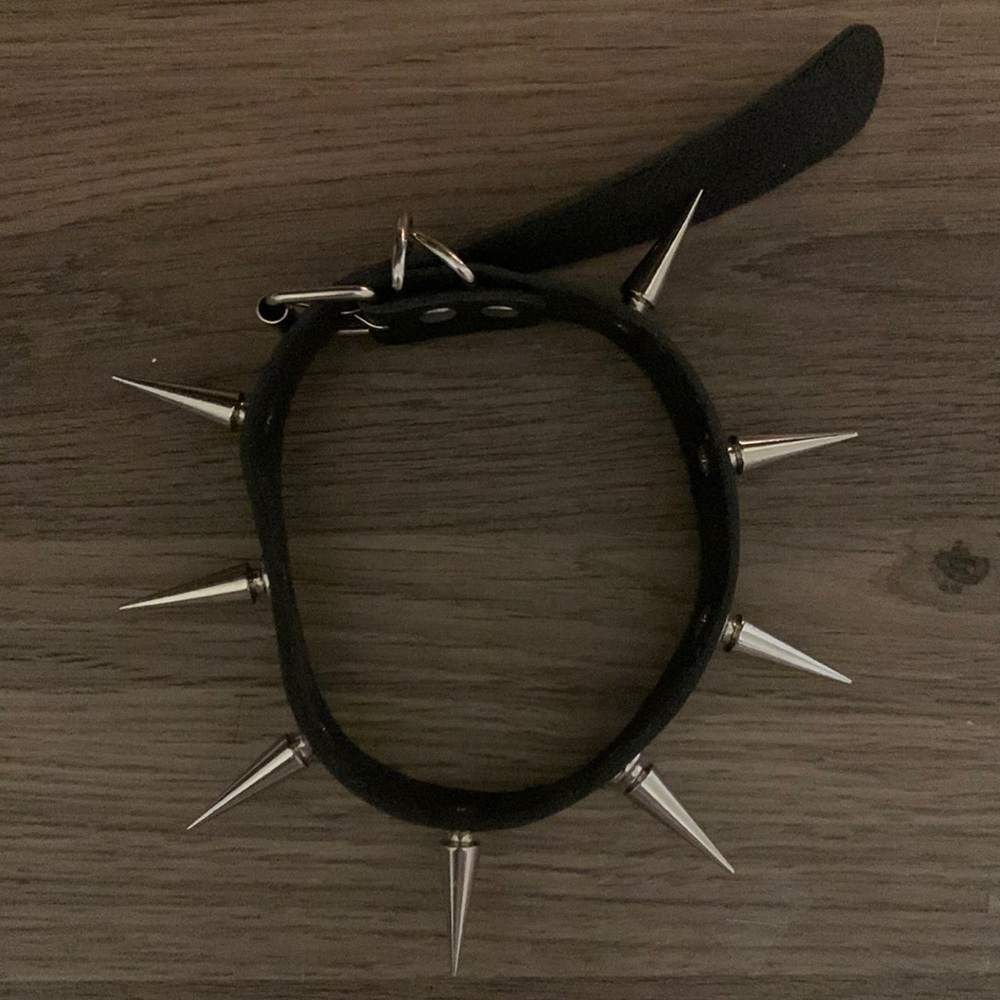 Spike Choker